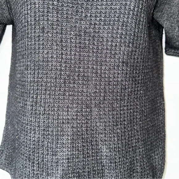Pearls & Cashmere Women’s Textured Charcoal Grey Silk Cashmere Tee- Size Large - Picture 5 of 8